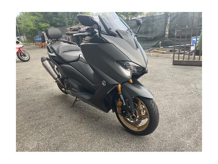 YAMAHA XP T-MAX 560 TECH MAX KAMO