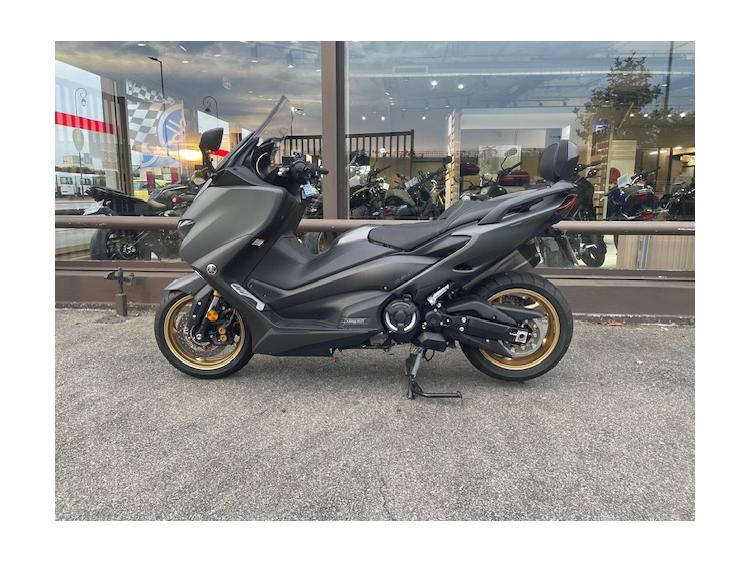 YAMAHA XP T-MAX 560 TECH MAX KAMO