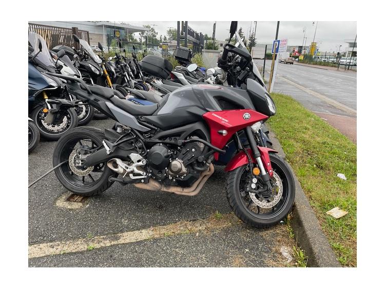 YAMAHA TRACER 900