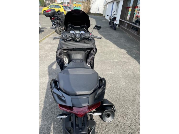 YAMAHA XP T-MAX 560