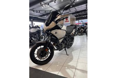 YAMAHA TRACER 7