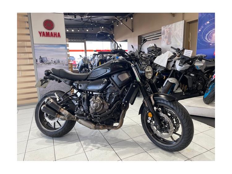YAMAHA XSR 700