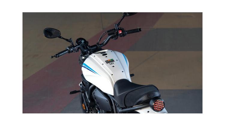 XSR700 2022